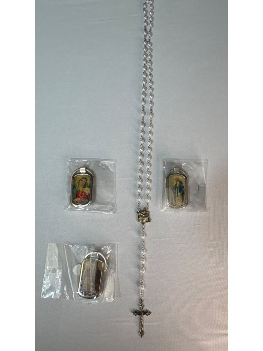 White Pearl Rosary Catholic Beads Necklace Metal Crucifix 3 Religious Keychains